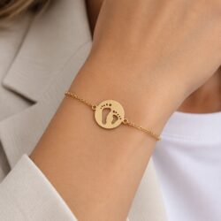 Armbånd med symbol på kærlighed og livets små spor