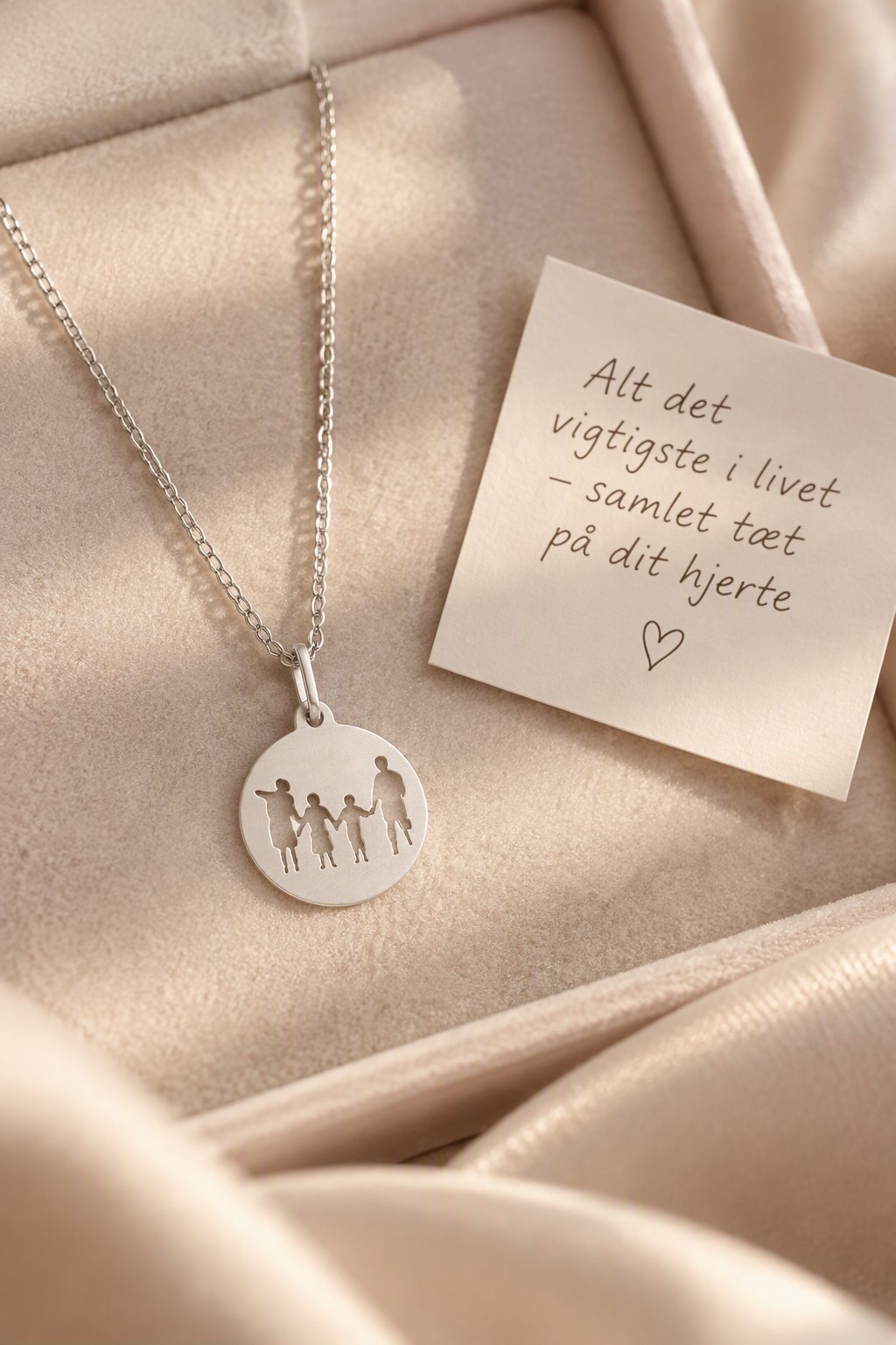 Din familie, samlet i ét smykke - Billede 9