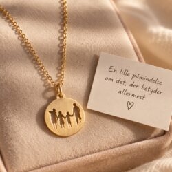 Life stories 4 - Familien – samlet i ét smykke
