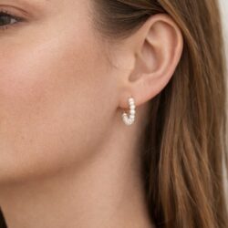 Emma Petite hoops med ferskvands perler
